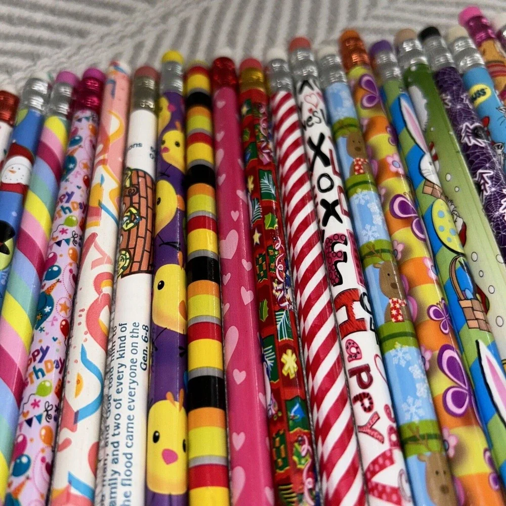 Vintage Wooden Pencil Lot 1990s Designed Holiday‎ C1